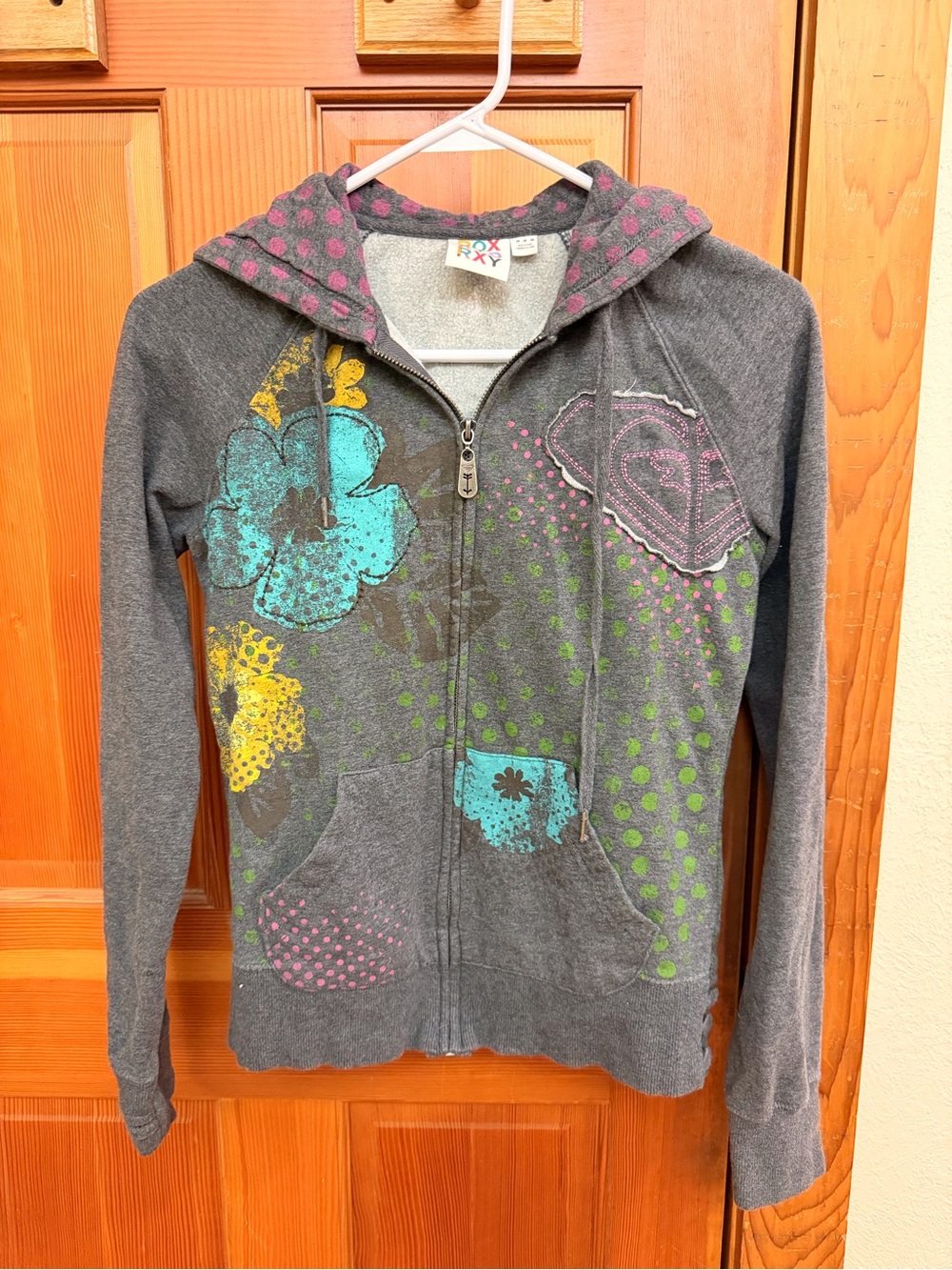 Vintage Roxy Gray Hoodie with embroidery and bright flowers & patterns